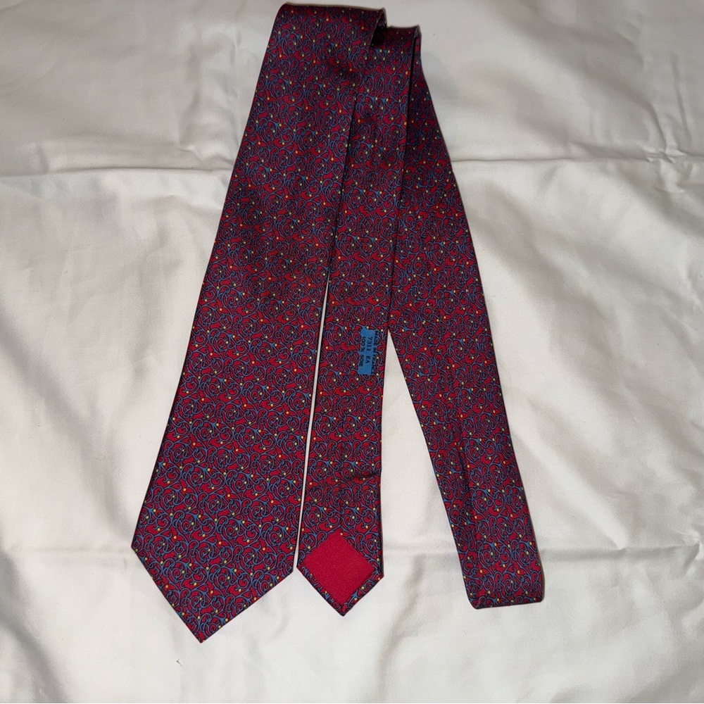 Hermes men’s 100% silk tie